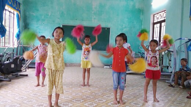 Quan tâm, hỗ trợ cho trẻ em gái vị thành niên là góp phần giảm thiểu mất cân bằng giới tính khi sinh.