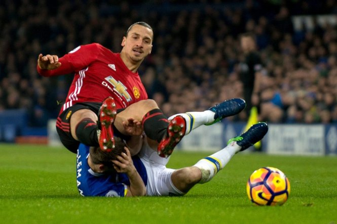  Ibrahimovic có giúp M.U đánh bại Everton? Ảnh: Getty Images