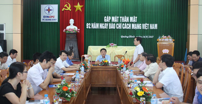 Quang cảnh buổi gặp mặt.