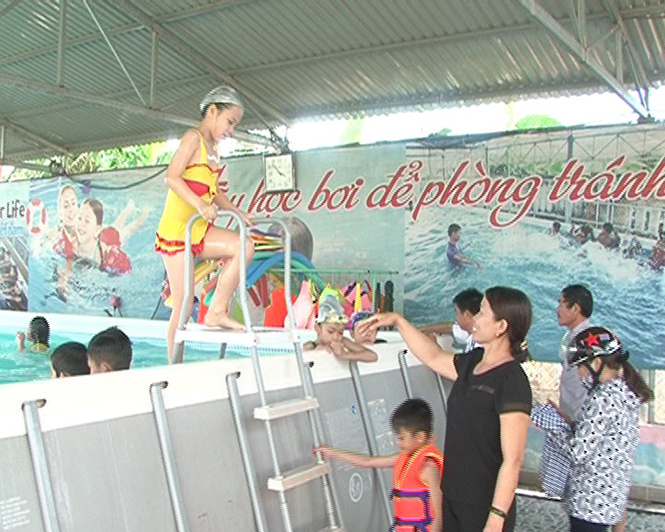 Phụ huynh rất yên tâm khi con em mình có một “sân chơi” an toàn mới.