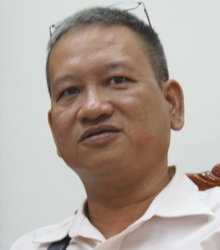 “Bức ảnh này đã treo ở đó từ 10 năm rồi, ít ai để ý. Khi phát hiện ra nó, tôi nghĩ về một người cậu đã hi sinh chưa tìm thấy hài cốt. Tôi đã liên lạc với anh Chế Trung Hiếu. Và điều kỳ diệu đã mở ra...  KTS Nguyễn Xuân Thắng