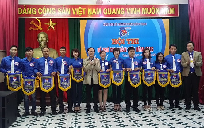 Hội thi Bí thư chi đoàn giỏi được Huyện đoàn tổ chức hàng năm, nhằm nâng cao kỹ năng cho thủ lĩnh đoàn cơ sở.