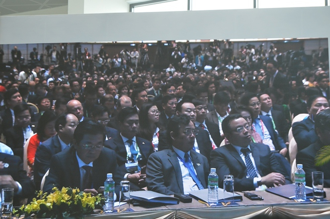 Các đại biểu tham dự hội nghị (ảnh chụp qua màn hình trực tiếp tại Trung tâm báo chí quốc tế)