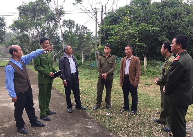 Người dân xã Kim Hóa tích cực phối hợp với lực lượng Công an trong công tác bảo đảm ANTT ở địa phương.
