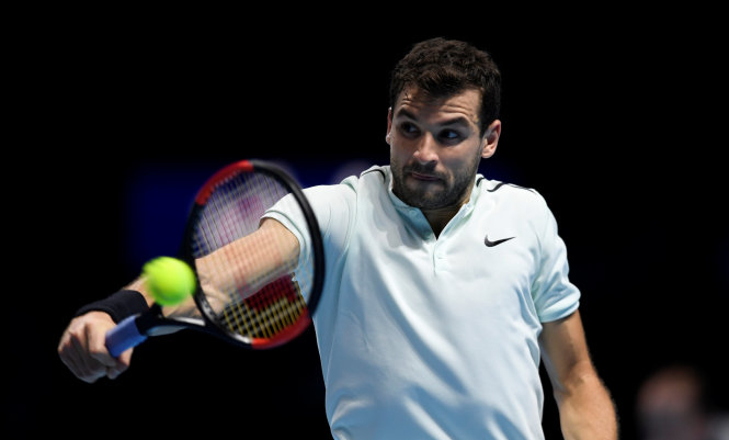 Dimitrov trong trận thắng Sock. Ảnh: REUTERS