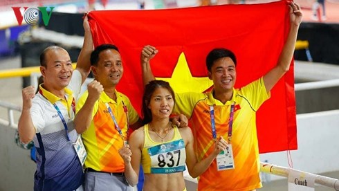  Bùi Thị Thu Thảo xuất sắc giành HCV nhảy xa (Ảnh: Ngọc Duy).