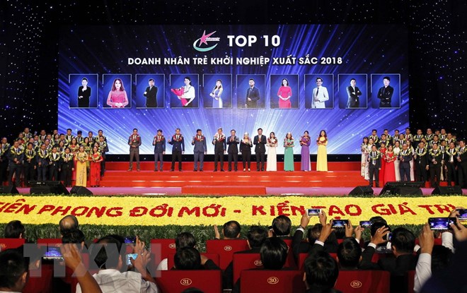 Quang cảnh Lễ trao danh hiệu doanh nhân trẻ khởi nghiệp xuất sắc 2018. (Ảnh minh họa: Văn Điệp/TTXVN)