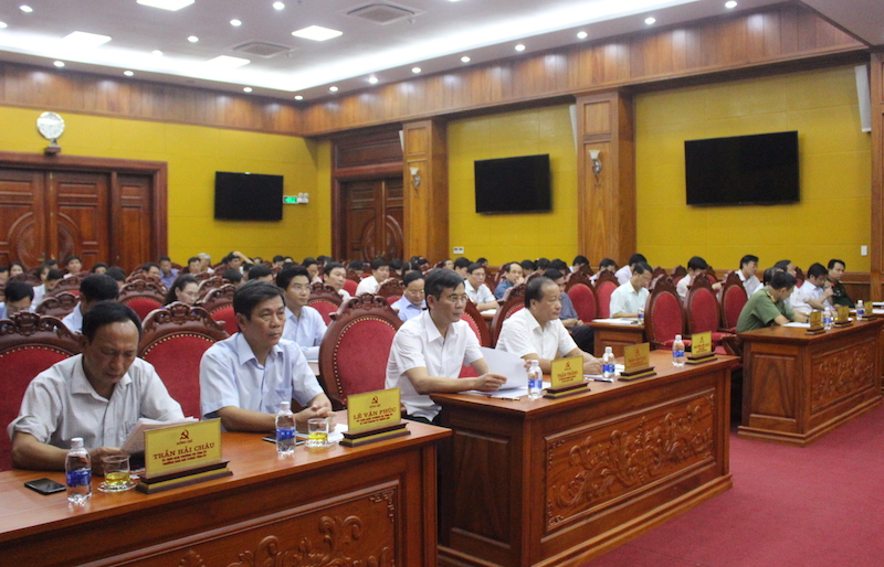 Các đại biểu dự hội nghị