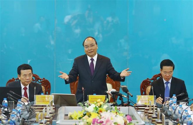 Thủ tướng Nguyễn Xuân Phúc phát biểu tại buổi làm việc. (Ảnh: Thống Nhất/TTXVN)