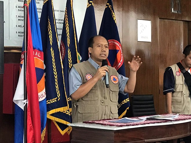 Giám đốc Trung tâm Thông tin và Dữ liệu quốc gia Indonesia của BNPB Sutopo Purwo Nugroho phát biểu tại buổi họp báo. (Ảnh: Đỗ Quyên/TTXVN)