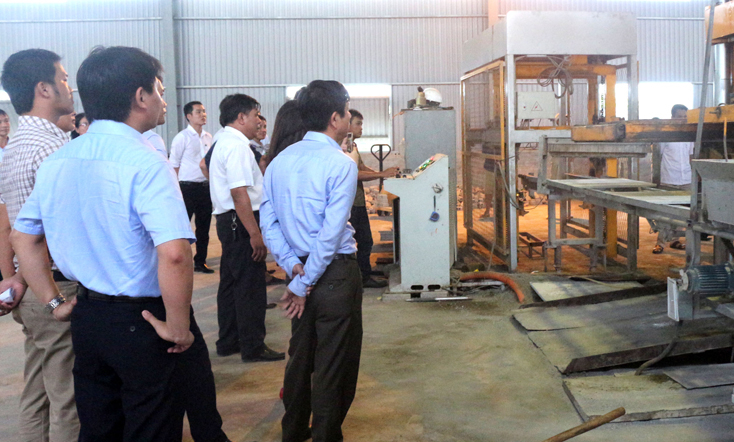 Nhiều doanh nghiệp đã áp dụng công nghệ tiên tiến, nâng cao hiệu quả sản xuất, kinh doanh.    