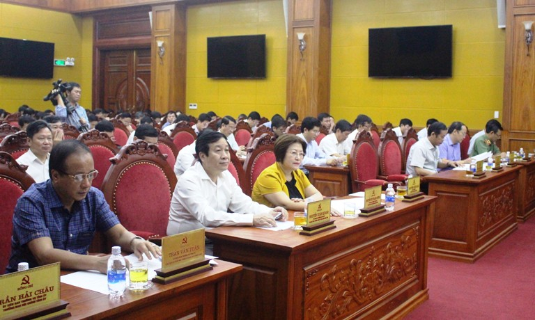  Các đại biểu dự hội nghị