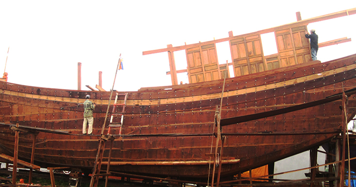 Đẩy mạnh kiểm tra, đánh giá hoạt động của các cơ sở đóng và sửa chữa tàu cá sẽ góp phần hỗ trợ cho nghề cá tỉnh ta phát triển.