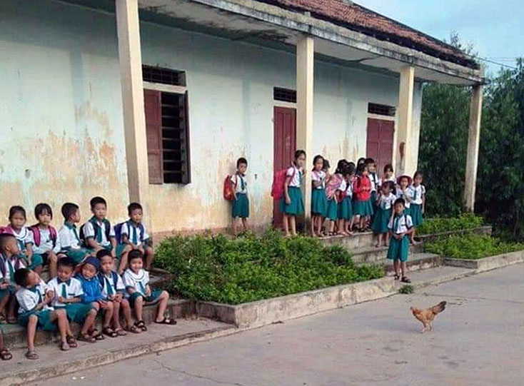 Điểm trường lẻ tại thôn Hòa Lạc, xã Quảng Châu đã bị xuống cấp do xây dựng đã lâu.