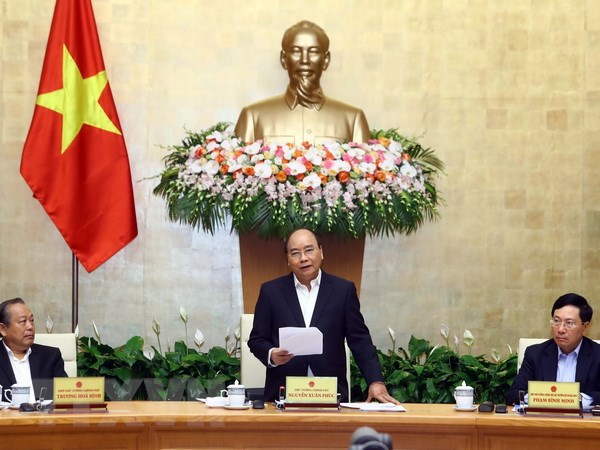 Thủ tướng Nguyễn Xuân Phúc phát biểu tại phiên họp. (Ảnh: Thống Nhất/TTXVN)