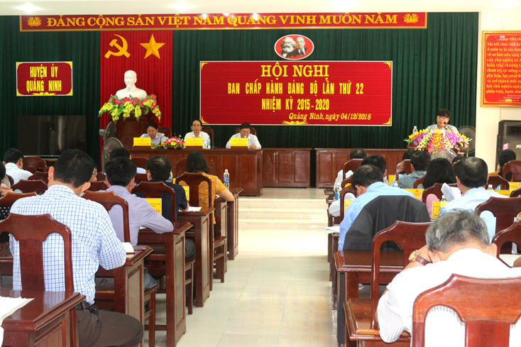 Các đại biểu dự hội nghị.