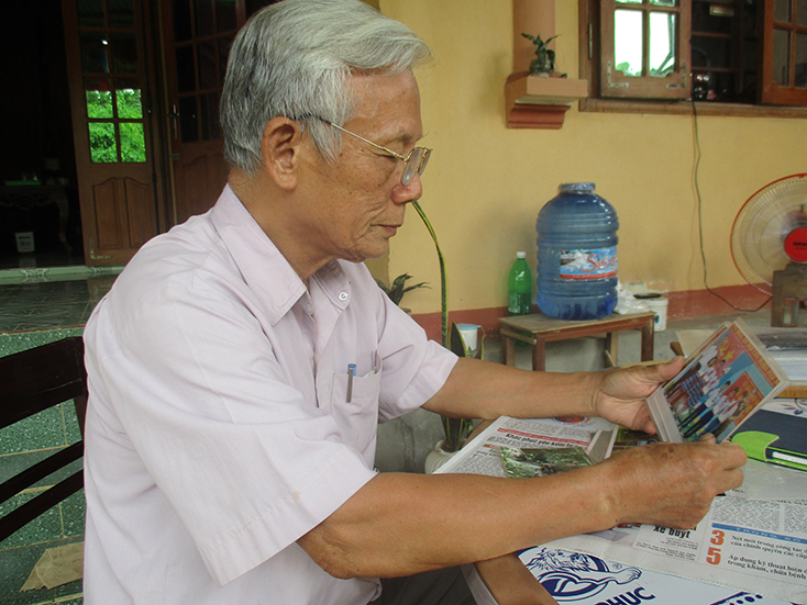 Nhà giáo ưu tú Hồ Duy Thế. 