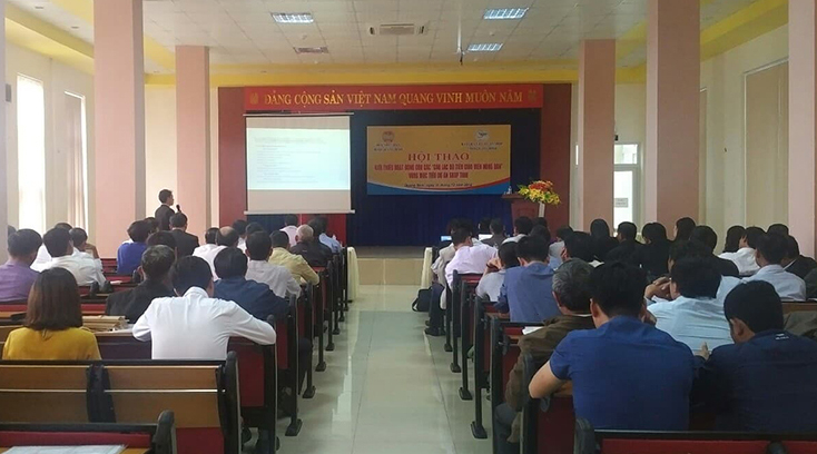 Các đại biểu đang dự hội thảo