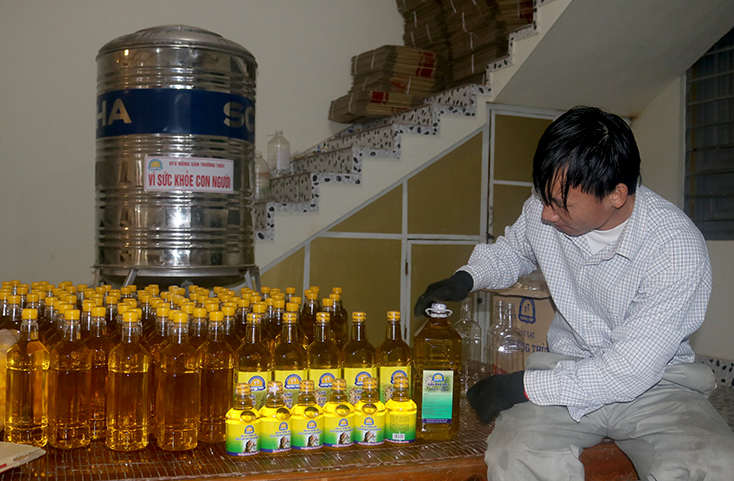 Sản phẩm dầu lạc Trường Thuỷ được thị trường tin dùng.   