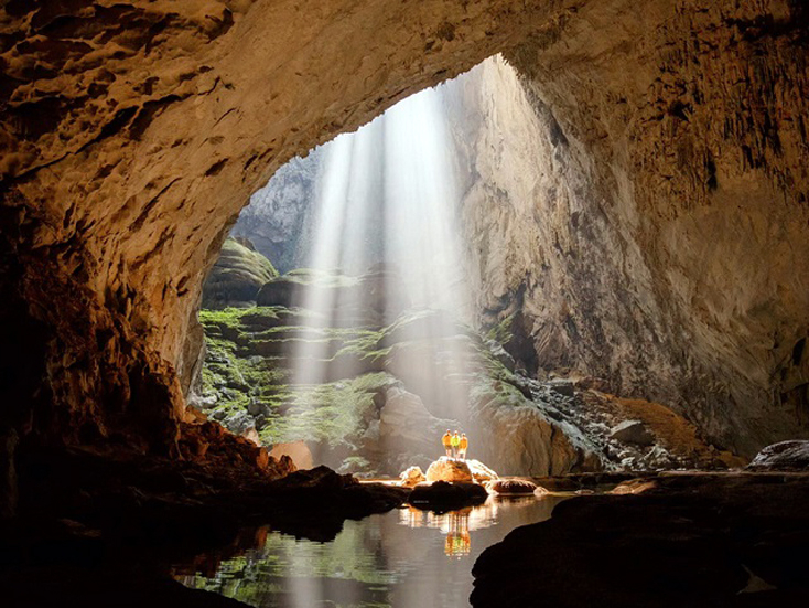 Hang Sơn Đoòng, một trong những điểm đến đáng mơ ước nhất trên thế giới năm 2019 (Ảnh: Ryan Deboot).
