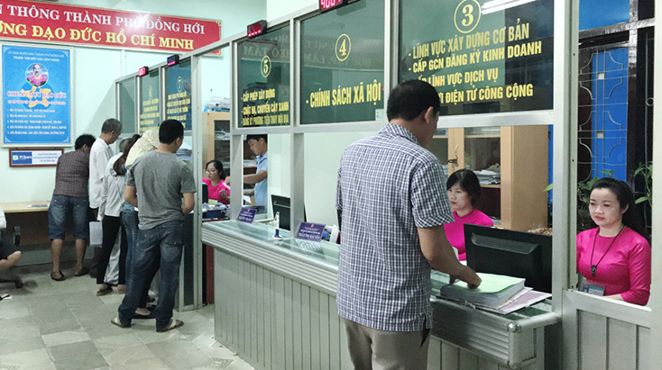 Việc thực hiện cơ chế “Một cửa liên thông” và công khai thủ tục hành chính trên địa bàn TP. Đồng Hới đã góp phần giảm tình trạng tham nhũng trên nhiều lĩnh vực.   