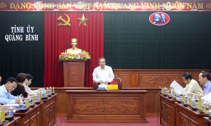 Đồng chí Bí thư Tỉnh uỷ phát biểu kết luận hội nghị