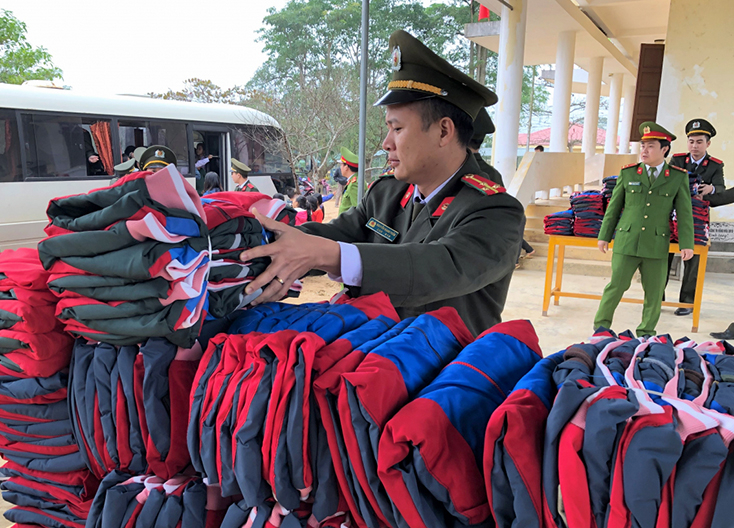 ĐVTN Công an tỉnh chung sức vì cuộc sống cộng đồng.