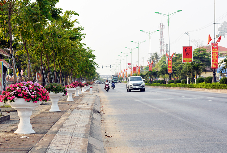 Trung tâm thị trấn Hoàn Lão (Bố Trạch) được chỉnh trang, vệ sinh môi trường sạch-đẹp.