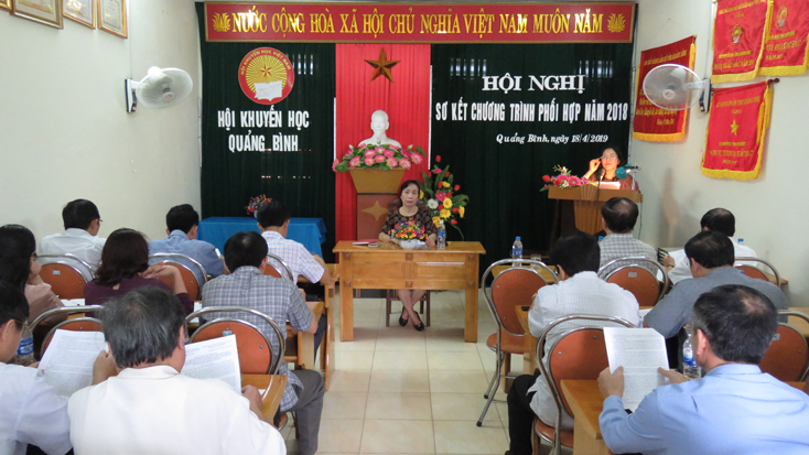 Đông đủ các đại biểu của các tổ chức hội chính trị-xã hội, hội xã hội, xã hội nghề nghiệp tham dự hội nghị.