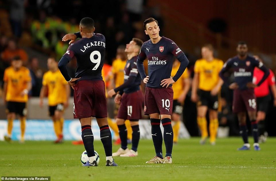   Arsenal cũng gây thất vọng không kém gì M.U.