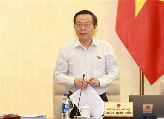 De nghi Quoc hoi ra nghi quyet xu ly lai xe dung ma tuy, ruou bia hinh anh 1Phó Chủ tịch Quốc hội Phùng Quốc Hiển phát biểu. (Ảnh: Doãn Tấn/TTXVN)