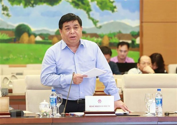 De nghi giu nguyen tieu chi phan loai du an quan trong quoc gia hinh anh 1Bộ trưởng Bộ Kế hoạch và Đầu tư Nguyễn Chí Dũng phát biểu. (Ảnh: Doãn Tấn/TTXVN)