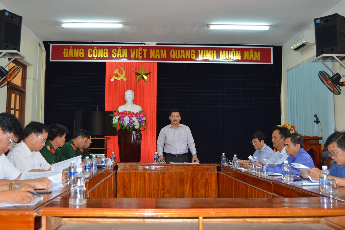 : Các thành viên Ban tổ chức họp bàn công tác chuẩn bị cho Liên hoan nghệ thuật quần chúng Công-Nông-Binh năm 2019.