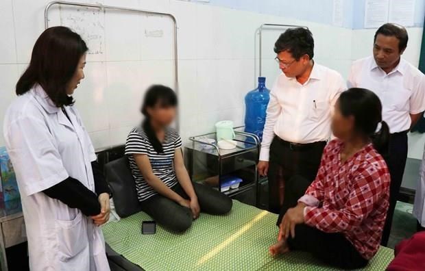Bị bạn đánh hội đồng và lột quần áo giữa lớp, em N.T.H.Y. đã phải vào Bệnh viện Tâm thần để điều trị. (Ảnh: TTXVN)