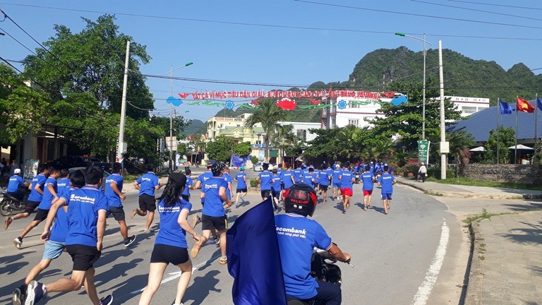Hơn 200 VĐV và khách du lịch tham gia giải