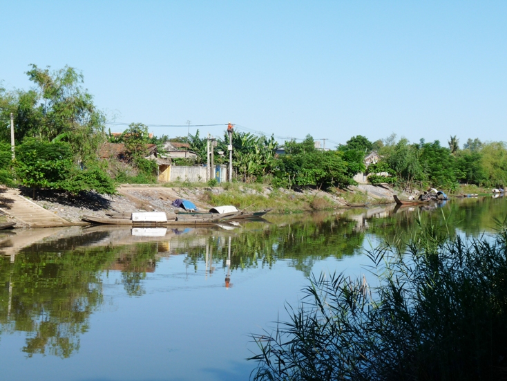 Kiến Giang soi bóng. Ảnh: Tiến Hành