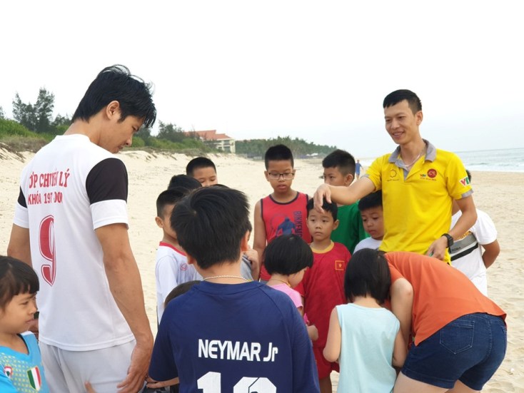 Chuẩn bị khởi động và “phân công nhiệm vụ” trước khi nhặt rác