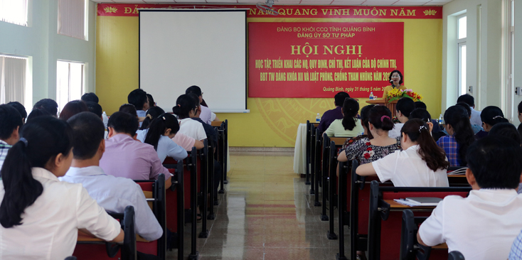Quang cảnh tại hội nghị