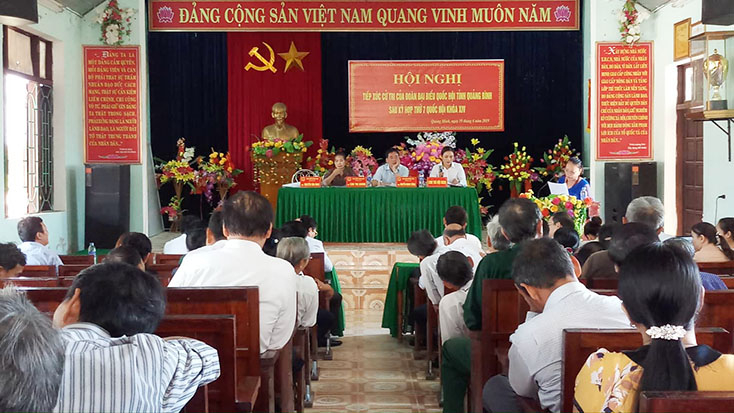 Đoàn ĐBQH tỉnh tiếp xúc cử tri thị xã Ba Đồn