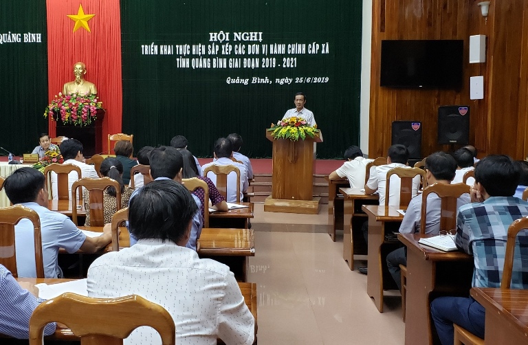 Đồng chí Trần Công Thuật, Phó Bí thư Tỉnh ủy, Chủ tịch UBND tỉnh phát biểu kết luận hội nghị.