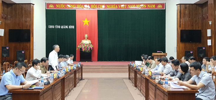 Đồng chí Phùng Đức Tiến, Thứ trưởng Bộ Nông nghiệp-PTNT kết luận buổi làm việc.