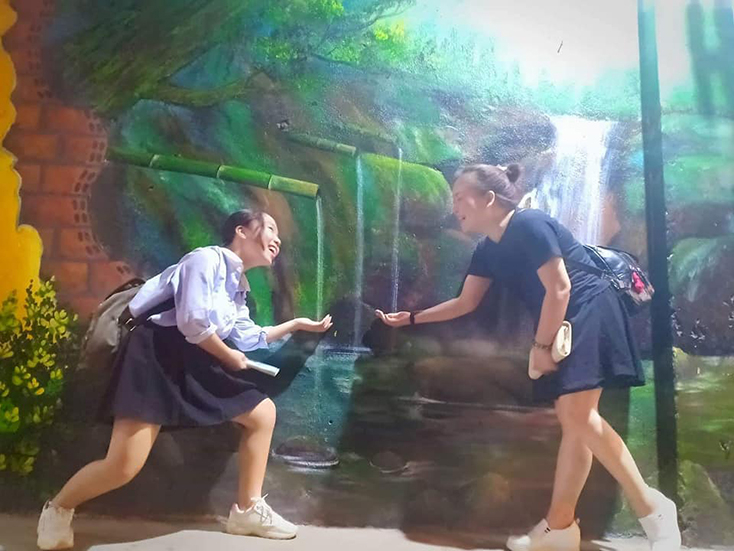 Trong trang trí nội thất, tranh 3D được sử dụng như một điểm nhấn.
