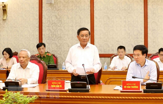 ​Tong Bi thu, Chu tich nuoc chu tri phien hop ve chong tham nhung hinh anh 1Ông Trần Cẩm Tú, Bí thư Trung ương Đảng, Chủ nhiệm Ủy ban Kiểm tra Trung ương, thành viên Ban Chỉ đạo Trung ương về phòng, chống tham nhũng phát biểu tại phiên họp. (Ảnh: Phương Hoa/TTXVN)