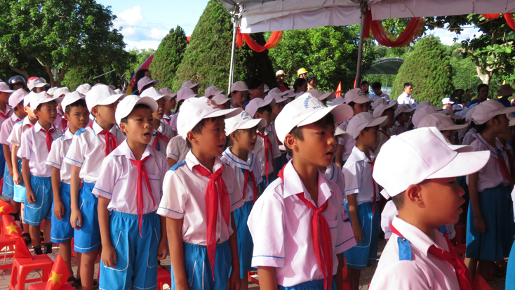 Ngày 10-8-2019 học sinh toàn tỉnh tựu trường vào năm học mới 2019-2020.