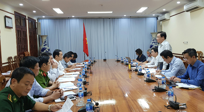 Thứ trưởng Bộ Ngoại giao Lê Hoài Trung phát biểu tại buổi làm việc.