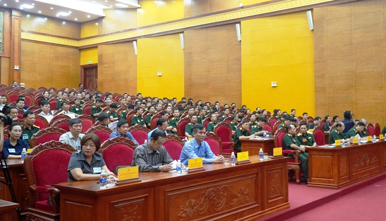 Các đại biểu dự hội nghị