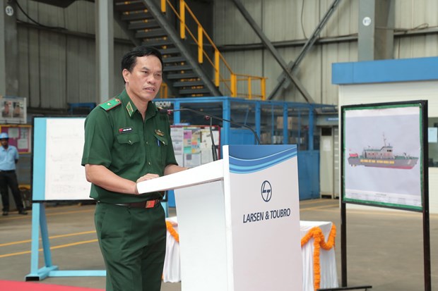 An Do dong 12 tau tuan tra cao toc cho Viet Nam hinh anh 2Thiếu tướng Hoàng Đăng Nhiễu, Phó Tư lệnh Bộ đội Biên phòng Việt Nam phát biểu tại lễ khởi công dự án. (Ảnh: Huy Lê/TTXVN)