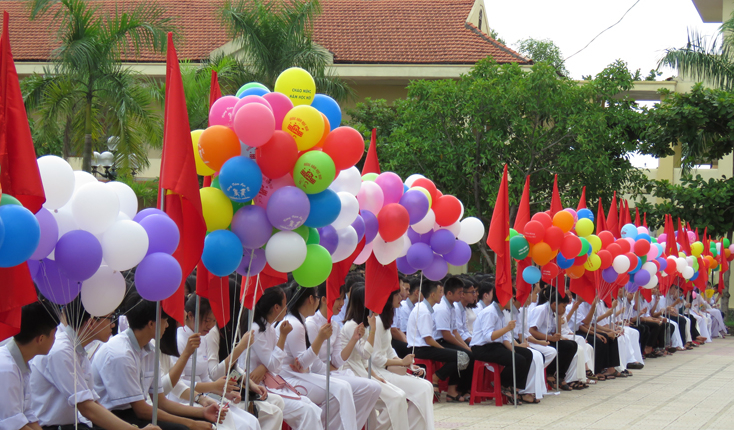 Bộ GD-ĐT khuyến khích mùa khai giảng “không bóng bay”.