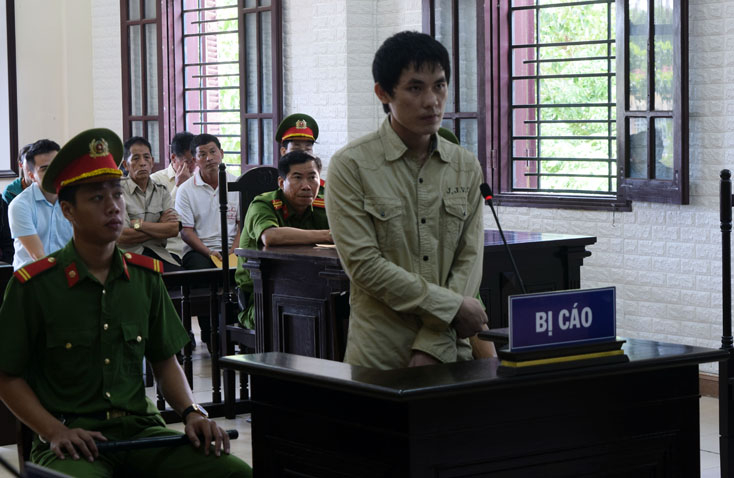 Bị cáo Xệng Vàng tại phiên tòa