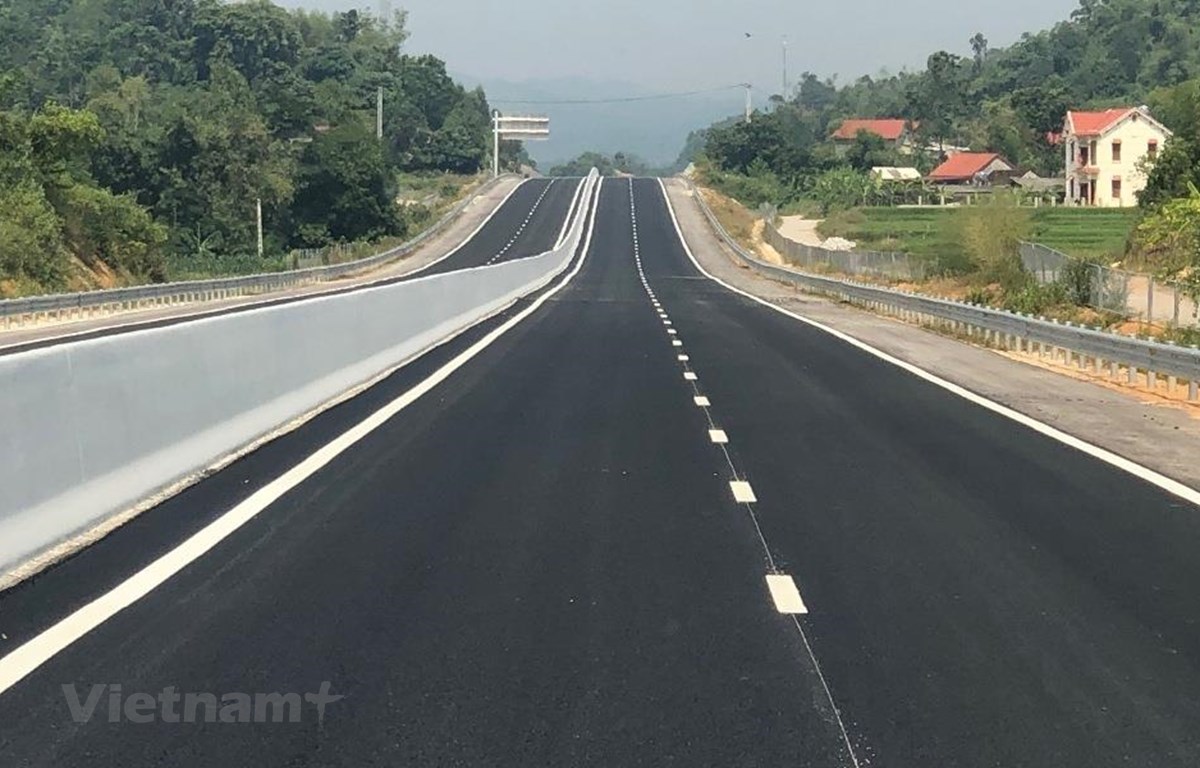 Dự án đường cao tốc Bắc-Nam có tổng mức đầu tư 118.716 tỷ đồng, gồm 55.000 tỷ đồng vốn Nhà nước và 63.716 tỷ đồng vốn huy động ngoài ngân sách.    (Ảnh: Việt Hùng/Vietnam+)